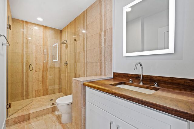 533 E Alexander Palm Road, Boca Raton, FL 33432