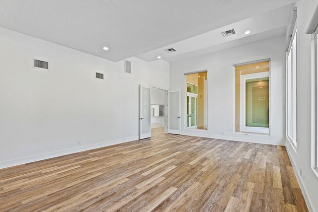 533 E Alexander Palm Road, Boca Raton, FL 33432