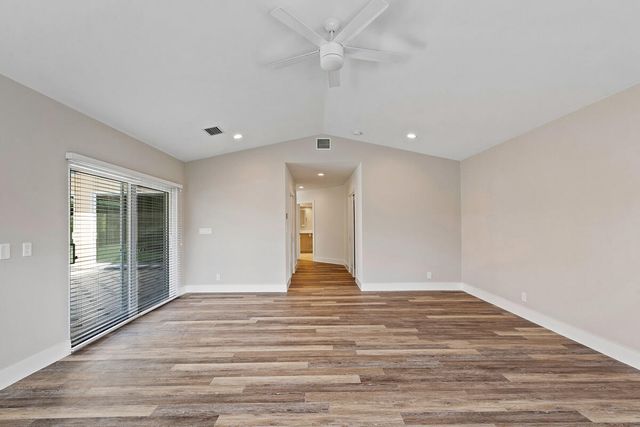 533 E Alexander Palm Road, Boca Raton, FL 33432