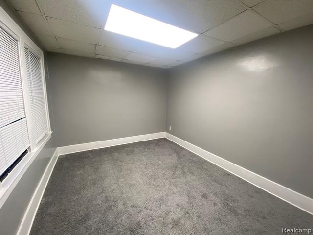 10301 W WARREN W Warren Avenue, Dearborn, MI 48126