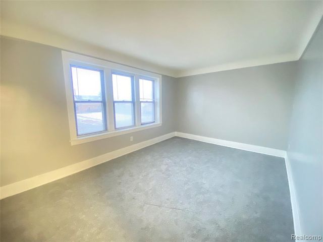 10301 W WARREN W Warren Avenue, Dearborn, MI 48126