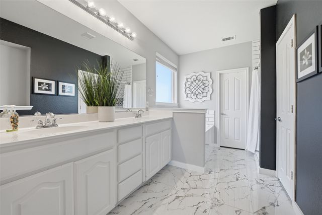 10884 Hawks Landing Road, Haslet, TX 76052