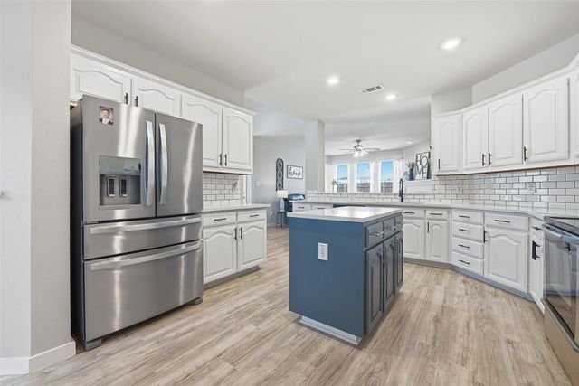 10884 Hawks Landing Road, Haslet, TX 76052