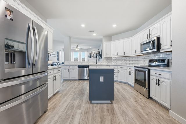 10884 Hawks Landing Road, Haslet, TX 76052