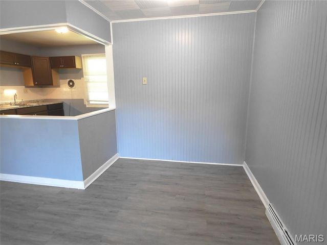 9736 Lanier Drive, St Louis, MO 63136