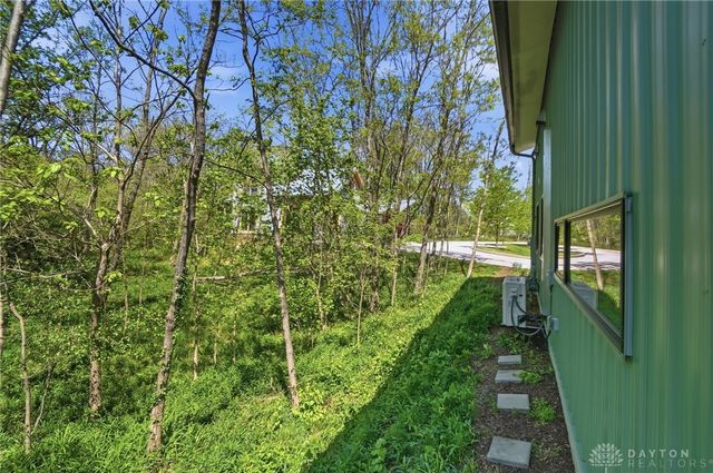 641 Thistle Creek Lane, Yellow Springs Vlg, OH 45387