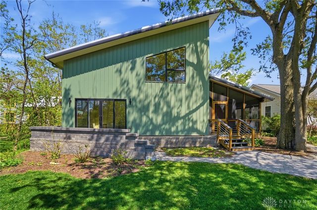641 Thistle Creek Lane, Yellow Springs Vlg, OH 45387