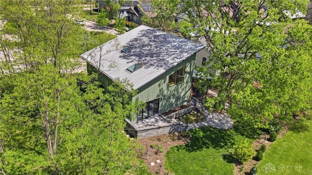 641 Thistle Creek Lane, Yellow Springs Vlg, OH 45387