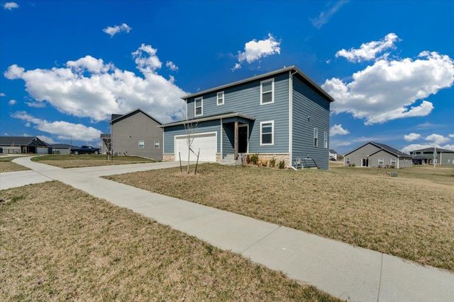 5260 N Cambridge, Bel Aire, KS 67226