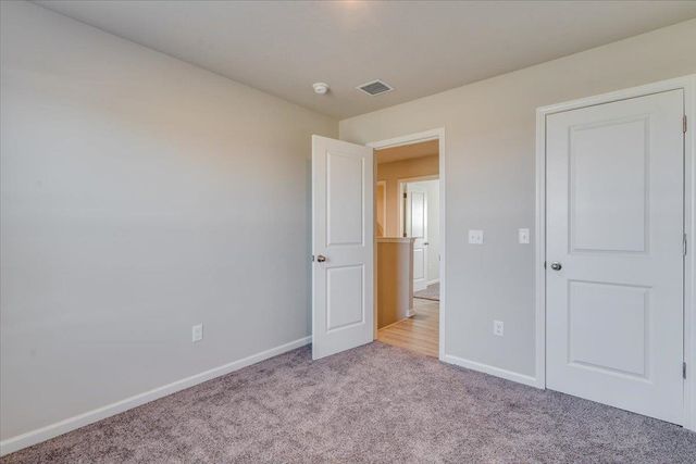 5260 N Cambridge, Bel Aire, KS 67226