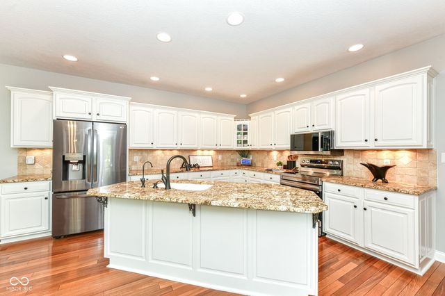 5251 Cheyenne Moon, Carmel, IN 46033
