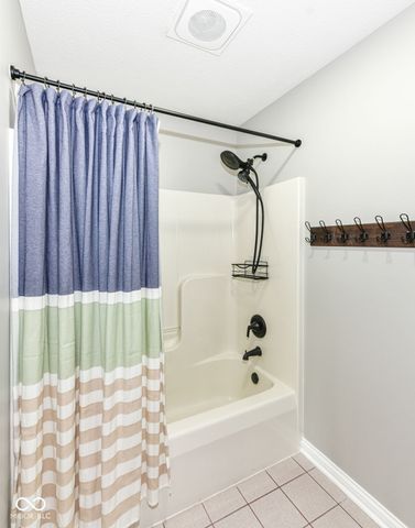 5251 Cheyenne Moon, Carmel, IN 46033