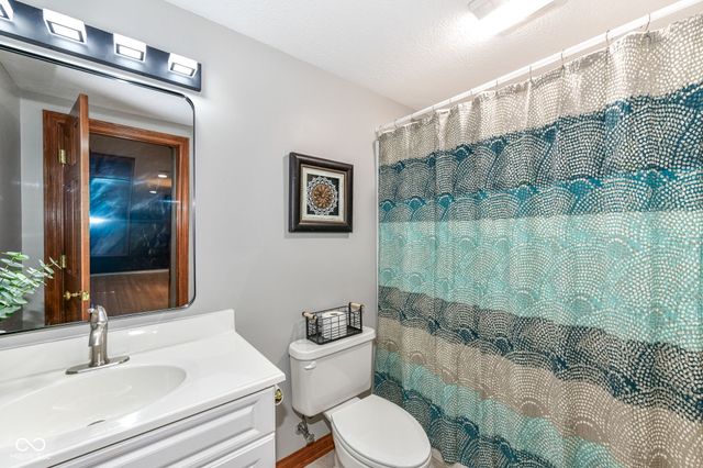 5251 Cheyenne Moon, Carmel, IN 46033