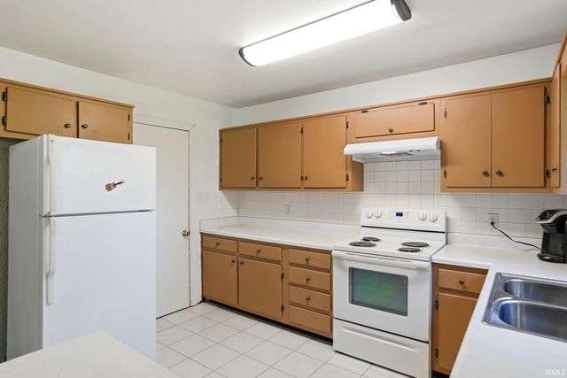 6118 Aragon Drive, Fort Wayne, IN 46818