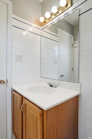 6118 Aragon Drive, Fort Wayne, IN 46818