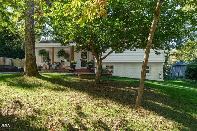 5505 Knollwood Road, Raleigh, NC 27609