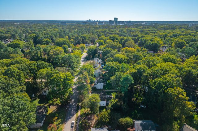 5505 Knollwood Road, Raleigh, NC 27609