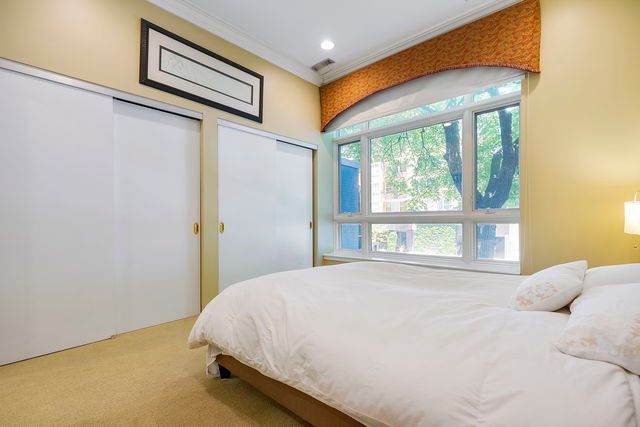 45 E Cedar Street 200, Chicago, IL 60611