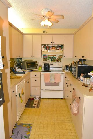 3726 Savoy Lane D2, West Palm Beach, FL 33417