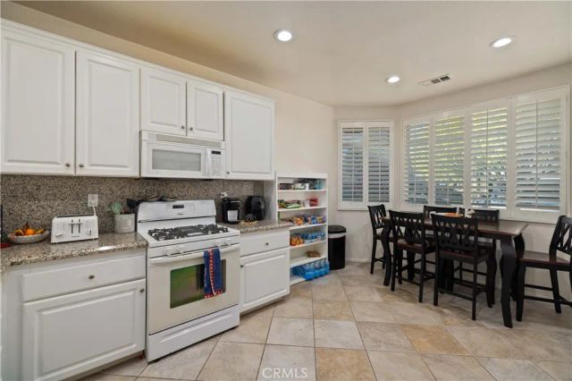 4536 Jade Court, Lancaster, CA 93536
