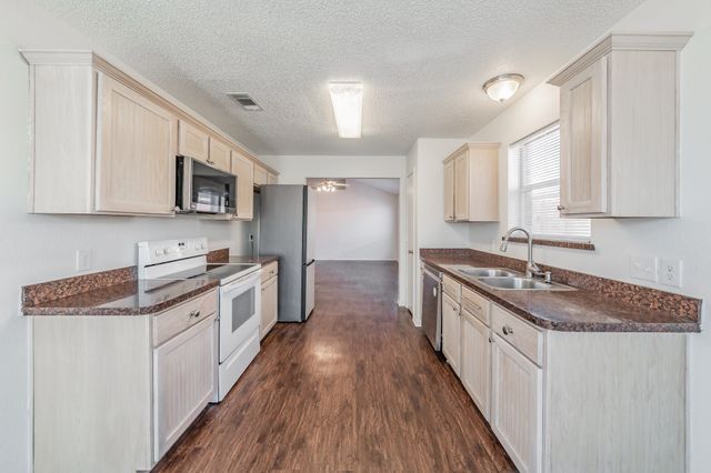 6501 Riverwater Trail, Fort Worth, TX 76179