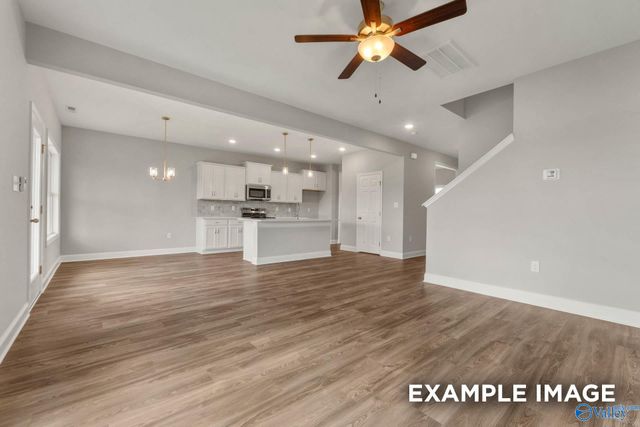 163 Heritage Lakes Boulevard, New Market, AL 35761