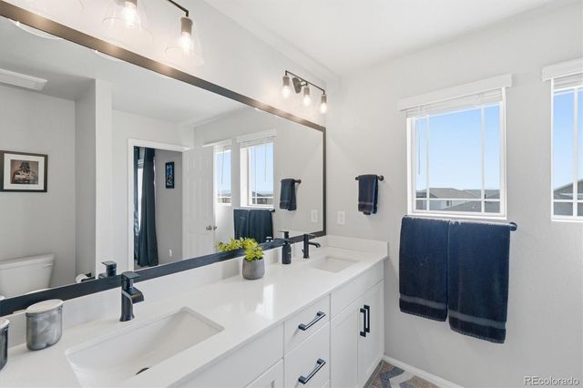 1834 S De Gaulle Court, Aurora, CO 80018