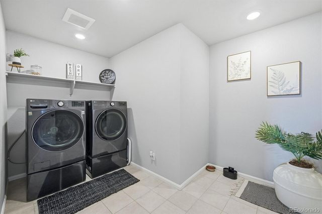 1834 S De Gaulle Court, Aurora, CO 80018