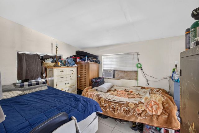 1220 Cherokee Street, Jupiter, FL 33458