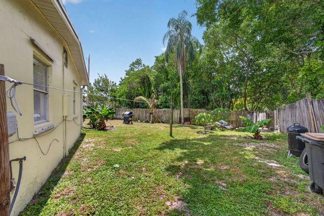 1220 Cherokee Street, Jupiter, FL 33458