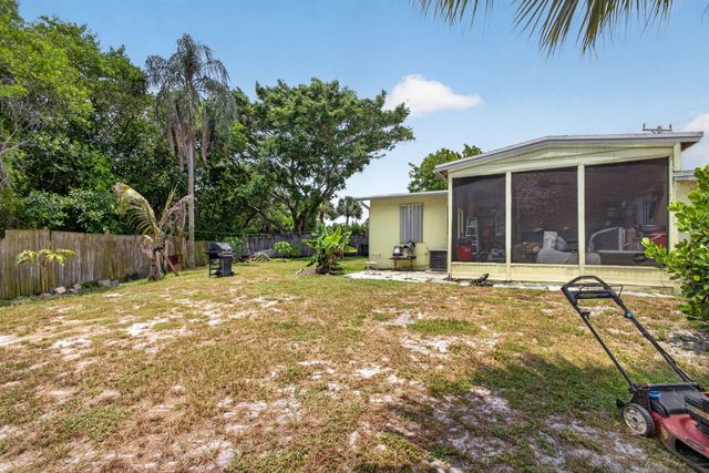 1220 Cherokee Street, Jupiter, FL 33458