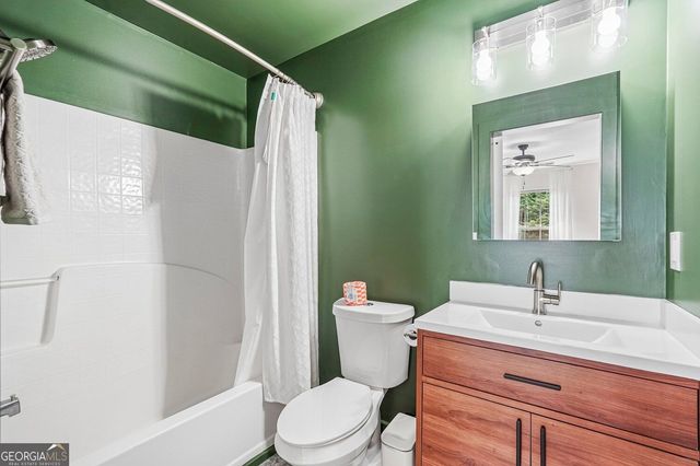 546 Fox Creek Crossing, Woodstock, GA 30188