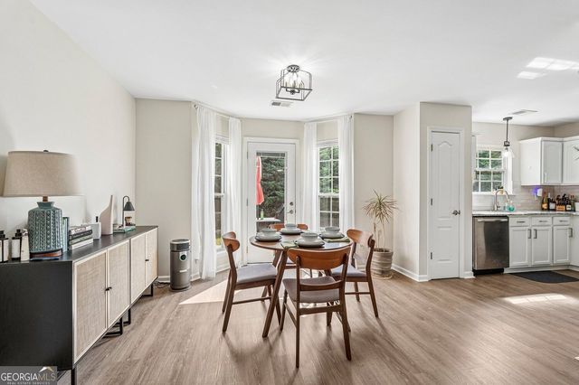 546 Fox Creek Crossing, Woodstock, GA 30188