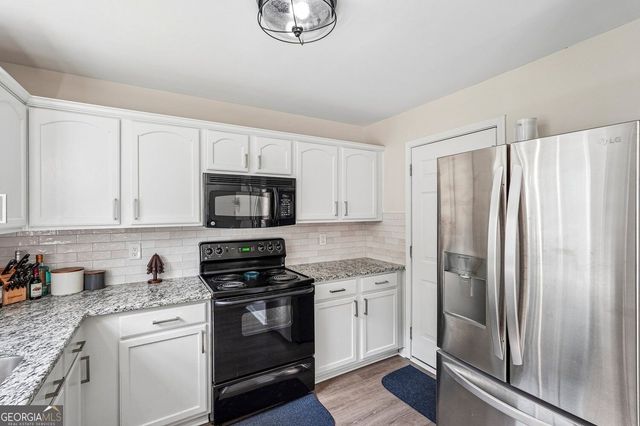 546 Fox Creek Crossing, Woodstock, GA 30188