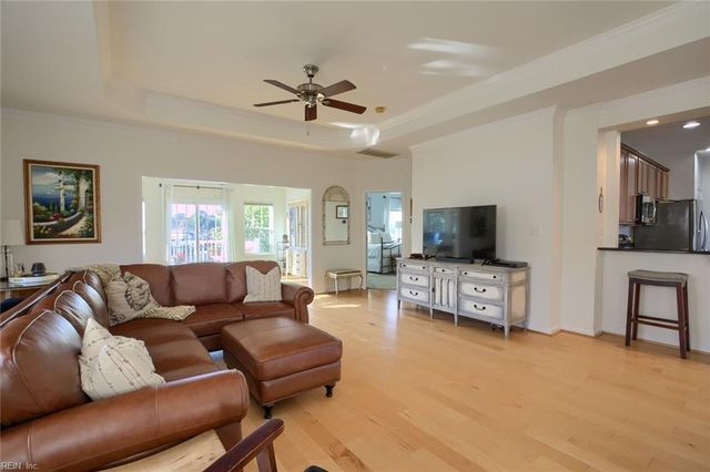 4031 Harbor Walk AVE, Norfolk, VA 23518