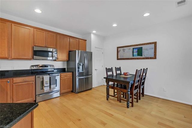 4031 Harbor Walk AVE, Norfolk, VA 23518