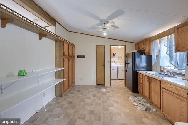 205 GREYFIELD DR, Lancaster, PA 17603