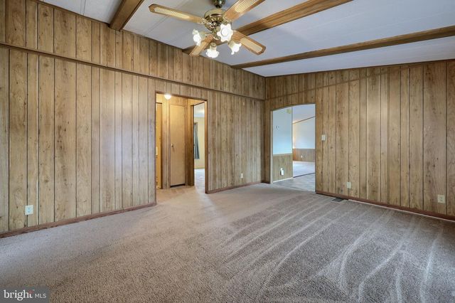 205 GREYFIELD DR, Lancaster, PA 17603