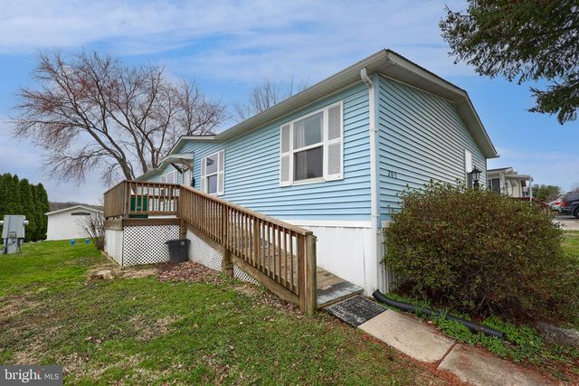 205 GREYFIELD DR, Lancaster, PA 17603