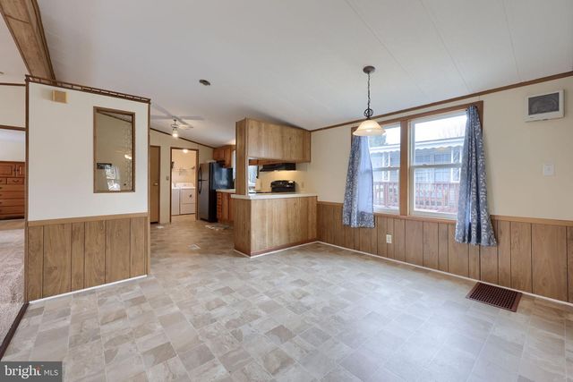 205 GREYFIELD DR, Lancaster, PA 17603