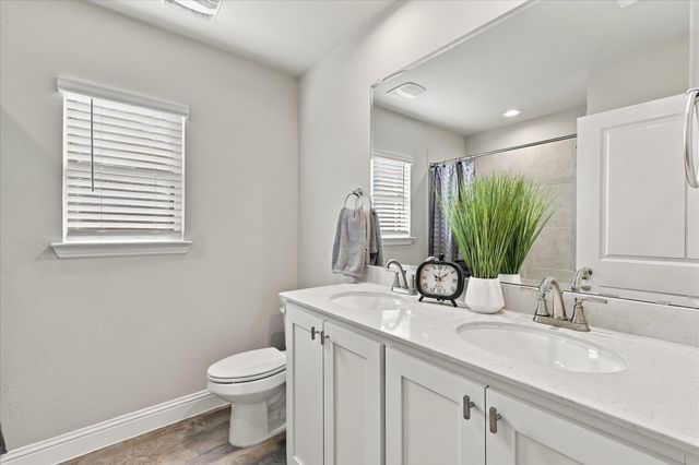 915 Timber Ridge Drive, Justin, TX 76247