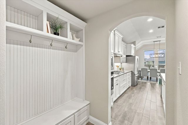 915 Timber Ridge Drive, Justin, TX 76247