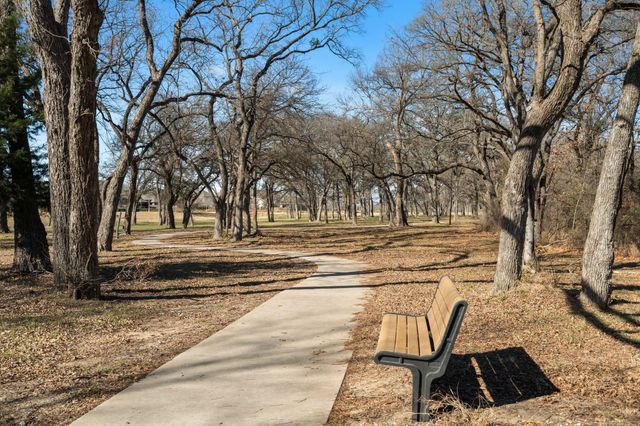 915 Timber Ridge Drive, Justin, TX 76247