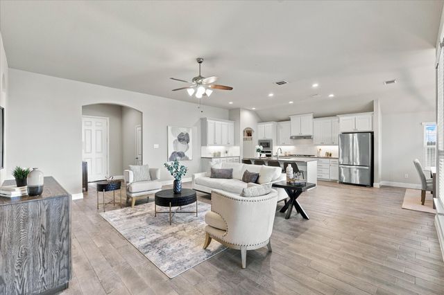 915 Timber Ridge Drive, Justin, TX 76247