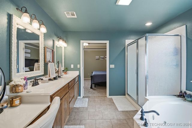 513 W 51st Place, Sand Springs, OK 74063