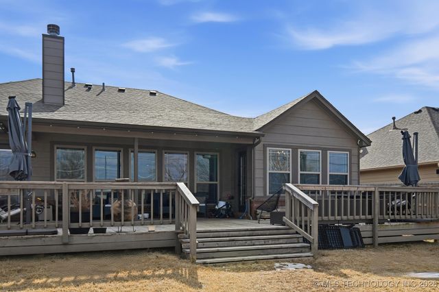 513 W 51st Place, Sand Springs, OK 74063