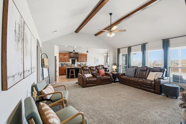 513 W 51st Place, Sand Springs, OK 74063