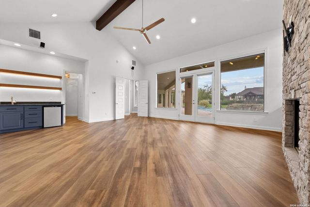 140 ENTRE RIOS BLVD, New Braunfels, TX 78132