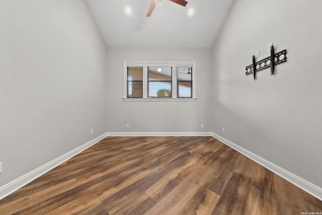 140 ENTRE RIOS BLVD, New Braunfels, TX 78132