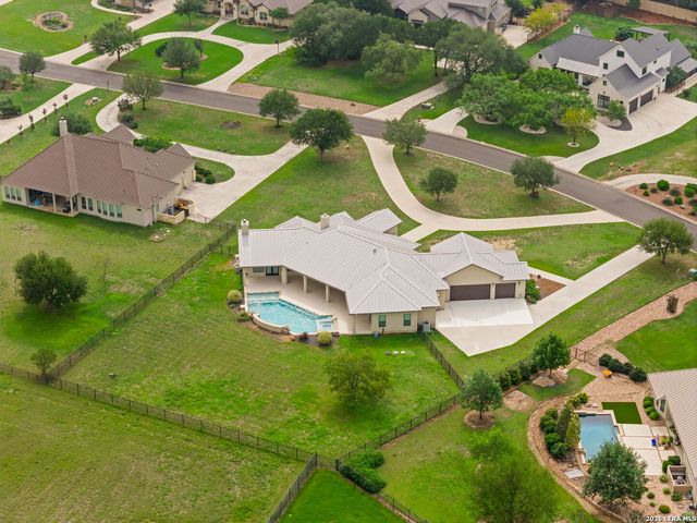 140 ENTRE RIOS BLVD, New Braunfels, TX 78132